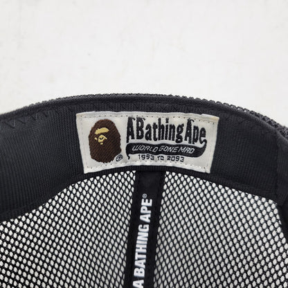 【中古品】【メンズ/レディース】 A BATHING APE アベイシングエイプ 001CPL802002L CRYSTAL STONE STA LOGO MESH CAP クリスタル ストーン ロゴ メッシュ キャップ 帽子 185-260530-kh-01-izu サイズ：F カラー：ブラック 万代Net店