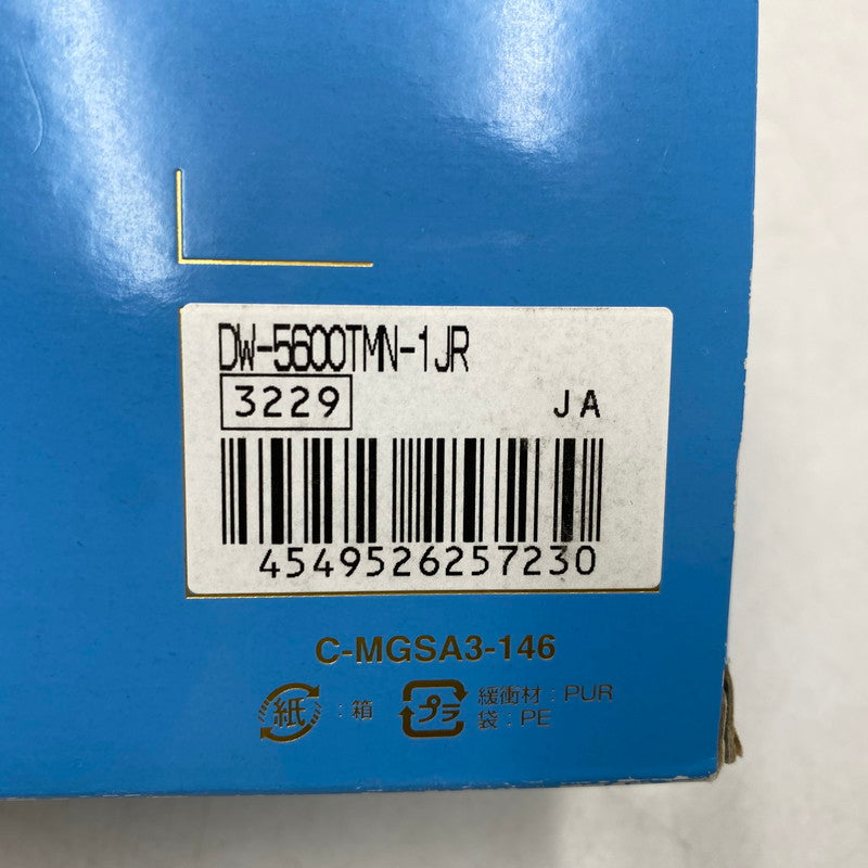 【中古品】【メンズ/レディース】 G-SHOCK ジーショック DW-5600TMN-1JR DIGITAL QUARTZ MANEKINEKO デジタル クォーツ 招き猫 時計 196-260531-kh-05-izu サイズ：48.9 × 42.8 × 13.4 mm カラー：ブラック 万代Net店