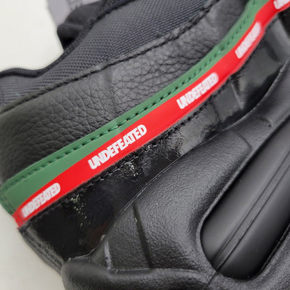 【中古美品】【メンズ】 NIKE ナイキ × UNDEFEATED アンディフィーテッド AIR MAX 95 SP IB4453-001 エアマックス 95 SP コラボ スニーカー シューズ 靴 160-260603-ay-02-izu サイズ：27cm カラー：BLACK/METALLIC SILVER 万代Net店