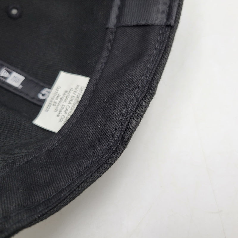 【中古品】【メンズ/レディース】 SUPREME シュプリーム 23SS SCRIPT NEW ERA CAP スクリプト ニューエラ キャップ 帽子 185-260603-cs-01-izu サイズ：7 3/4 カラー：ブラック 万代Net店