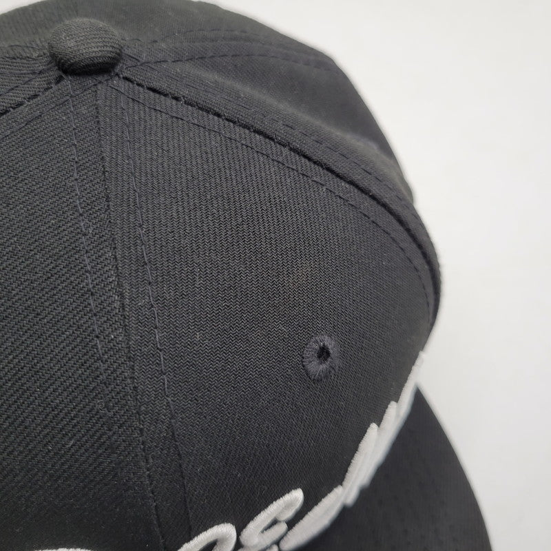 【中古品】【メンズ/レディース】 SUPREME シュプリーム 23SS SCRIPT NEW ERA CAP スクリプト ニューエラ キャップ 帽子 185-260603-cs-01-izu サイズ：7 3/4 カラー：ブラック 万代Net店