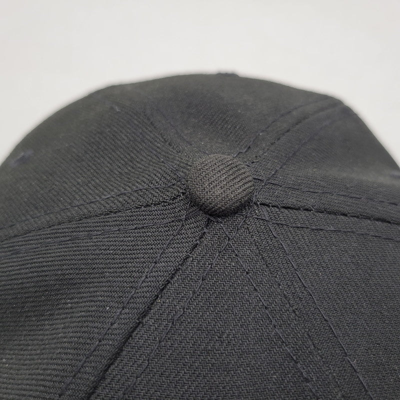 【中古品】【メンズ/レディース】 SUPREME シュプリーム 23SS SCRIPT NEW ERA CAP スクリプト ニューエラ キャップ 帽子 185-260603-cs-01-izu サイズ：7 3/4 カラー：ブラック 万代Net店