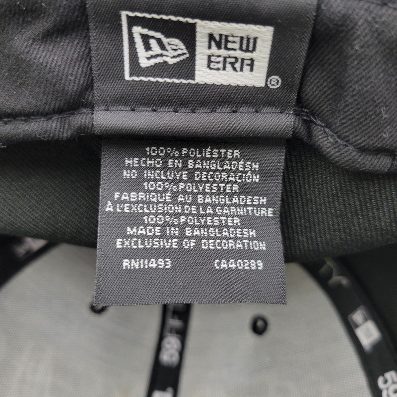 【中古品】【メンズ/レディース】 SUPREME シュプリーム 23SS SCRIPT NEW ERA CAP スクリプト ニューエラ キャップ 帽子 185-260603-cs-01-izu サイズ：7 3/4 カラー：ブラック 万代Net店
