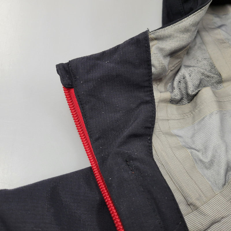 【現状渡し品】【メンズ】 mont-bell モンベル 3IN1 FALL LINE PARKA 1102432 フォールライン パーカ ジャケット アウター 144-260602-as-18-izu サイズ：XL カラー：ブラック/レッド 万代Net店