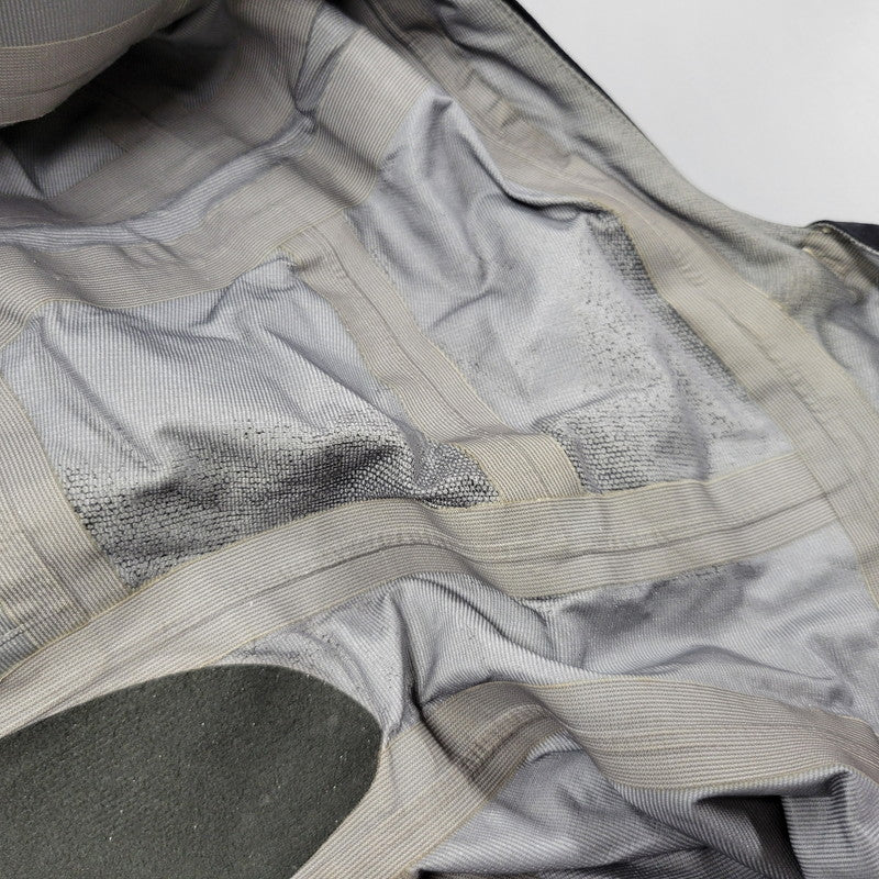 【現状渡し品】【メンズ】 mont-bell モンベル 3IN1 FALL LINE PARKA 1102432 フォールライン パーカ ジャケット アウター 144-260602-as-18-izu サイズ：XL カラー：ブラック/レッド 万代Net店
