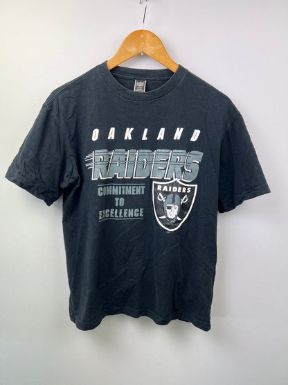 【中古品】【メンズ】 NFL ナショナル・フットボール・リーグ OAKLAND RAIDERS S/S PRINT TEE オークランド・レイダース ショートスリーブ プリント Tシャツ 半袖 トップス 178-260620-kk-17-hon サイズ：L カラー：BLACK 万代Net店