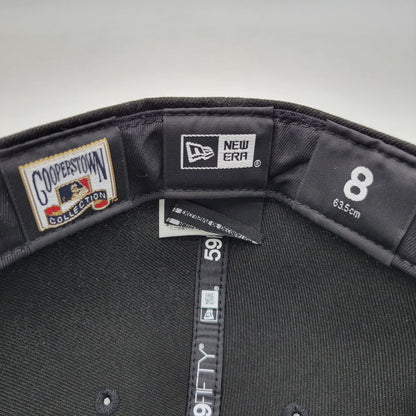 【中古美品】【メンズ/レディース】 NEW ERA ニューエラ SAN DIEGO PADRES FLYING SKULL CAP サンディエゴ パドレス スカル キャップ 帽子 服飾雑貨 185-260603-ay-16-izu サイズ：8(63.5cm) カラー：ブラック 万代Net店
