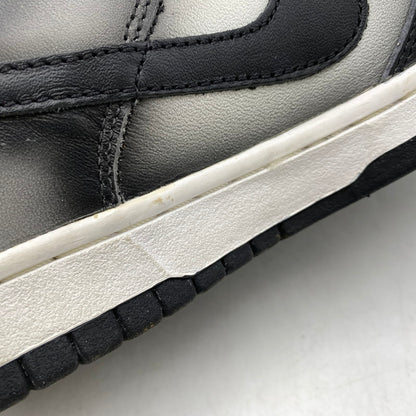 【現状渡し品】【メンズ/レディース】 NIKE ナイキ × ERIC HAZE エリックヘイズ DUNK LOW PREMIUM 306793-101 ダンク ロー プレミアム スニーカー 靴 160-260602-as-06-izu サイズ：26cm カラー：WHITE/BLACK-MED GREY 万代Net店