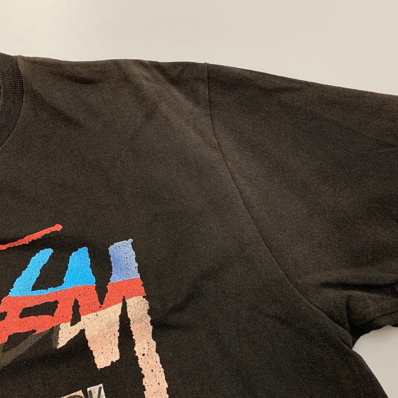 【現状渡し品】【メンズ】 STUSSY ステューシー 金タグ GRAPHIC WORLD TOUR TEE グラフィック ワールド ツアー Tシャツ トップス 半袖 142-260606-ya-11-izu サイズ：XL カラー：BLACK 万代Net店