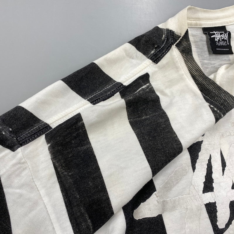 【現状渡し品】【メンズ】 STUSSY メキシコ製 STRIPE WORLD TOUR TEE ストライプ ワールド ツアー Tシャツ トップス 半袖 142-260608-ya-09-izu サイズ：XL カラー：ブラック×ホワイト 万代Net店