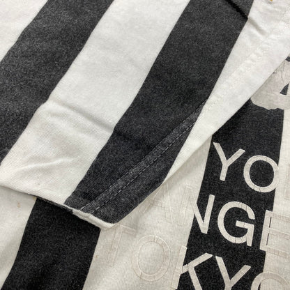 【現状渡し品】【メンズ】 STUSSY メキシコ製 STRIPE WORLD TOUR TEE ストライプ ワールド ツアー Tシャツ トップス 半袖 142-260608-ya-09-izu サイズ：XL カラー：ブラック×ホワイト 万代Net店