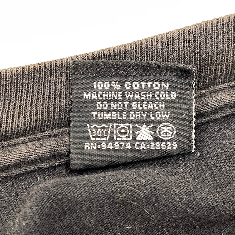 【現状渡し品】【メンズ】 STUSSY ステューシー メキシコ製 TAKA HAYASHI OLD ENGLISH WORLD TOUR TEE タカ ハヤシ オールド イングリッシュ ワールド ツアー Tシャツ トップス 142-260602-kh-04-izu サイズ：XL カラー：ブラック 万代Net店