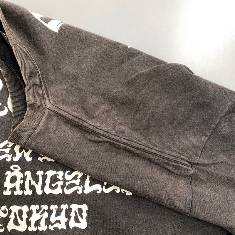 【現状渡し品】【メンズ】 STUSSY ステューシー メキシコ製 TAKA HAYASHI OLD ENGLISH WORLD TOUR TEE タカ ハヤシ オールド イングリッシュ ワールド ツアー Tシャツ トップス 142-260602-kh-04-izu サイズ：XL カラー：ブラック 万代Net店