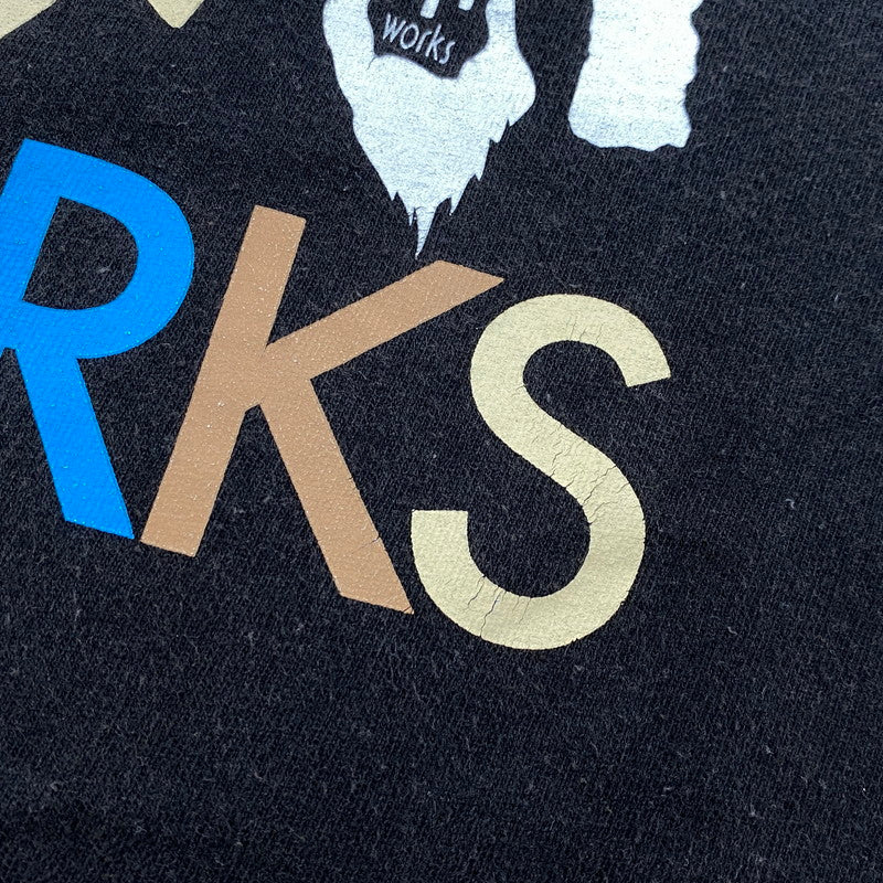 【現状渡し品】【メンズ】 STUSSY ステューシー × OILWORKS オイルワークス メキシコ製 POPY OIL TEE ポピー オイル Tシャツ トップス 142-260602-kh-05-izu サイズ：XL カラー：ブラック 万代Net店