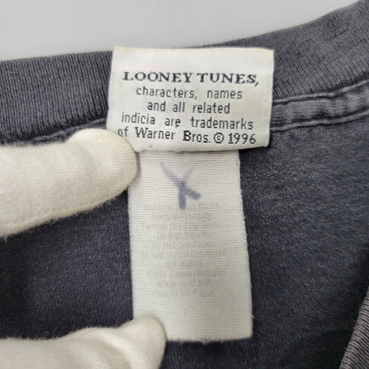 【中古品】【メンズ】 USED LOONEY TUNES ルーニー・テューンズ WILE E. COYOTE TEE c1996 ワイリー コヨーテ Tシャツ USA製 両シングル 半袖 146-260602-as-22-izu カラー：ブラック 万代Net店