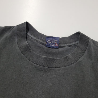 【中古品】【メンズ】 OLD STUSSY オールド ステューシー SAX SHADOW MAN TEE シャドーマン Tシャツ 半袖 紺タグ USA製 両シングル 142-260602-as-14-izu サイズ：L カラー：ブラック 万代Net店