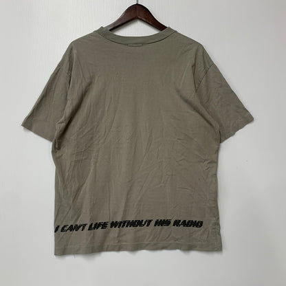 【中古品】【メンズ】 MILK BOY ミルクボーイ 両シングル RADIO GRAPHIC SS TEE ラジオ グラフィック ショートスリーブ Tシャツ トップス 140-260607-kh-04-izu カラー：グレー系 万代Net店