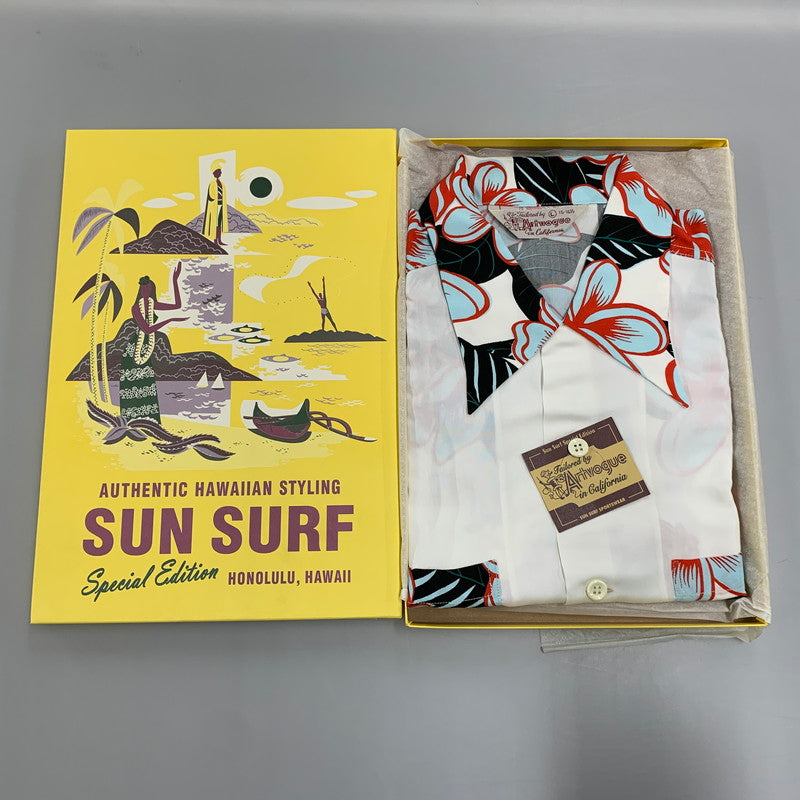 【中古美品】【メンズ】 SUN SURF サンサーフ SS38423 SPECIAL EDITION HULA GIRL SS SHIRT スペシャル エディション フラガール ショートスリーブ シャツ トップス 145-260605-kh-01-izu サイズ：L カラー：ホワイト 万代Net店