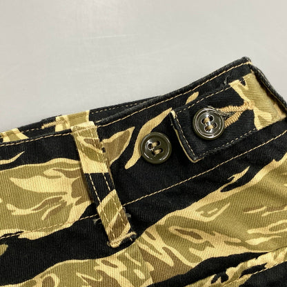 【中古品】【メンズ】 BUZZ RICKSON'S バズリクソンズ BR51904 GOLD TIGER PATTERNS SHORTS ゴールド タイガー パターン ショーツ パンツ ボトムス ズボン 156-260603-cs-15-izu サイズ：A-L カラー：マルチ 万代Net店