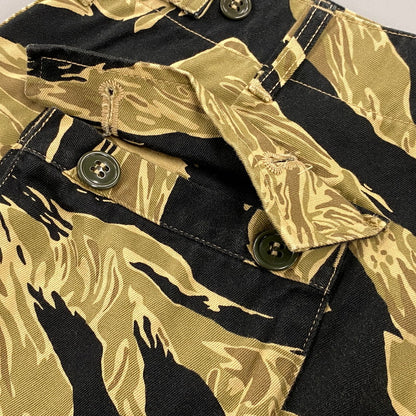 【中古品】【メンズ】 BUZZ RICKSON'S バズリクソンズ BR51904 GOLD TIGER PATTERNS SHORTS ゴールド タイガー パターン ショーツ パンツ ボトムス ズボン 156-260603-cs-15-izu サイズ：A-L カラー：マルチ 万代Net店