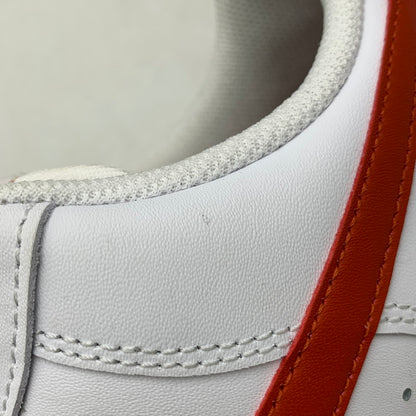 【中古品】【メンズ】 NIKE ナイキ AIR FORCE 1 '07 FJ4146-106 エア フォース 1 '07 スニーカー シューズ 靴 160-260606-as-04-izu サイズ：27cm カラー：ホワイト×レッド系 万代Net店