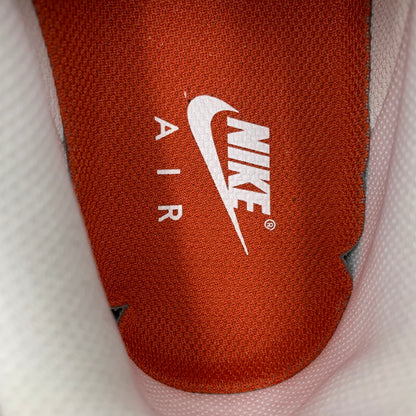 【中古品】【メンズ】 NIKE ナイキ AIR FORCE 1 '07 FJ4146-106 エア フォース 1 '07 スニーカー シューズ 靴 160-260606-as-04-izu サイズ：27cm カラー：ホワイト×レッド系 万代Net店