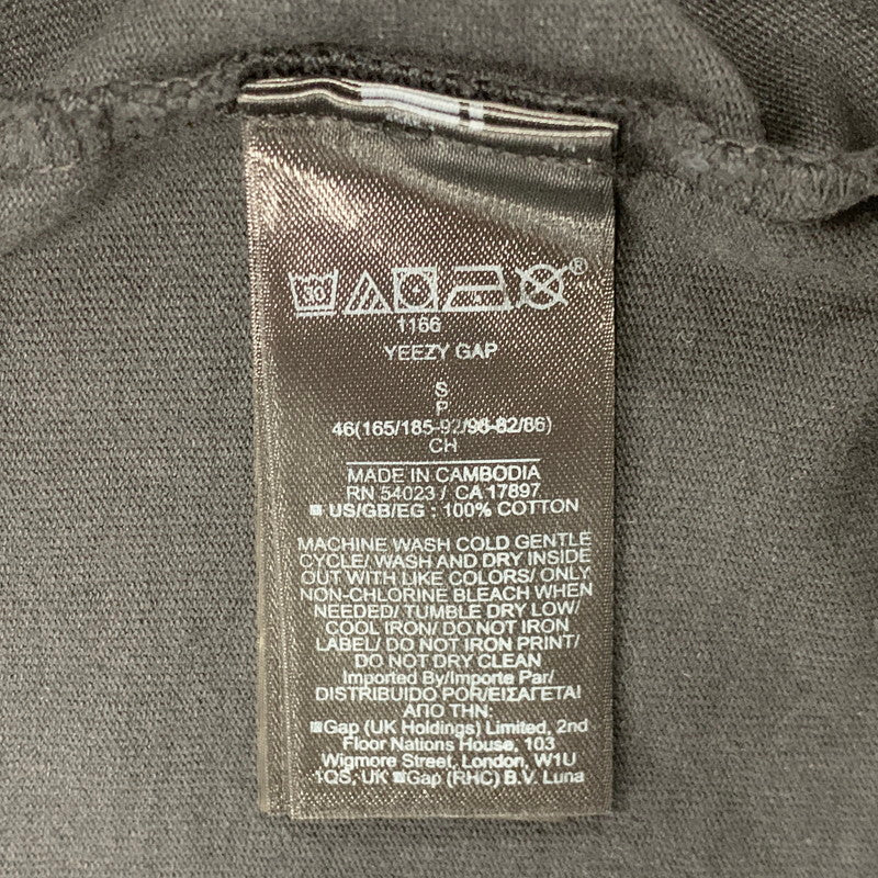 【中古品】【メンズ】 YEEZY GAP ENGINEERED BY BALENCIAGA イージーギャップ エンジニアード バイ バレンシアガ 471286-02-1 DOVE NO SEAM TEE ダヴ ノー シーム ティー トップス 半袖 142-260606-cs-10-izu サイズ：SMALL カラー：ブラック 万代Net店