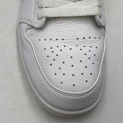 【中古品】【メンズ】 NIKE ナイキ WMNS AIR JORDAN 1 LOW SE CZ4776-100 ウィメンズ エア ジョーダン 1 ロー SE スニーカー 靴 160-260607-as-11-izu サイズ：28.5cm カラー：WHITE/METALLIC GOLD-WHITE 万代Net店