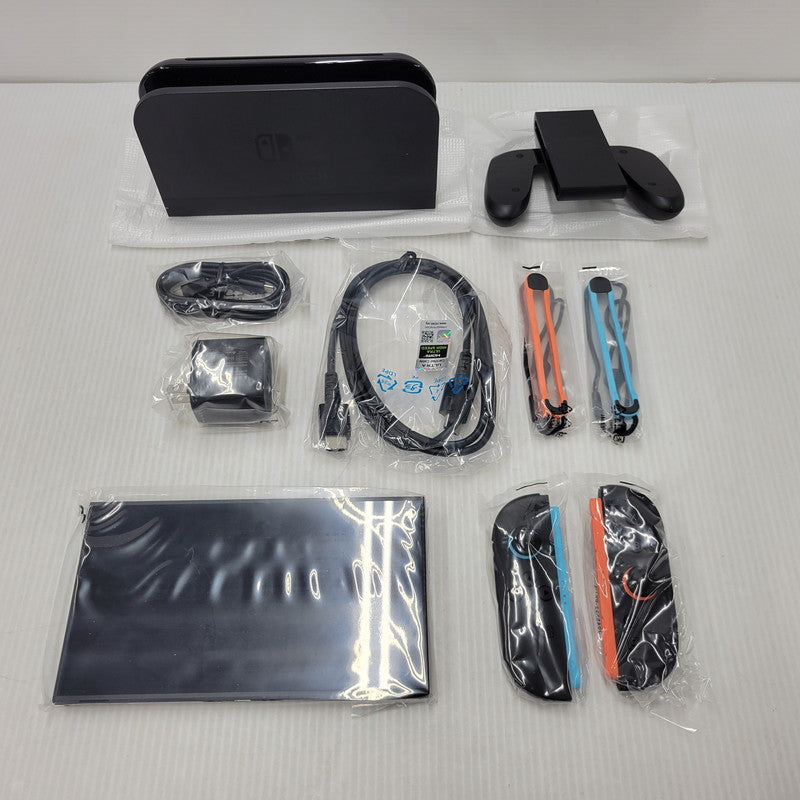 【中古美品】 【未使用】【ゲーム】Nintendo Switch 2 (日本語・国内専用) BEE-S-KB6CA(JPN) 任天堂 ニンテンドースイッチ2 本体 035-260614-as-01-izu 万代Net店