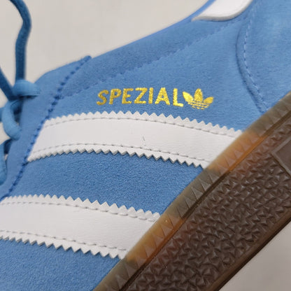【中古品】【メンズ】 ADIDAS アディダス BD7632 HANDBALL SPEZIAL ハンドボール スペツィアル スニーカー シューズ 靴 161-260618-cs-15-izu サイズ：28cm カラー：LIGHT BLUE/FOOTWEAR WHITE 万代Net店
