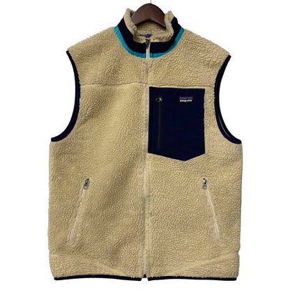 【中古品】【メンズ】 patagonia パタゴニア CLASSIC RETRO-X VEST 23047FA13 クラシック レトロX ベスト 144-260607-as-17-izu サイズ：M カラー：オフホワイト系 万代Net店