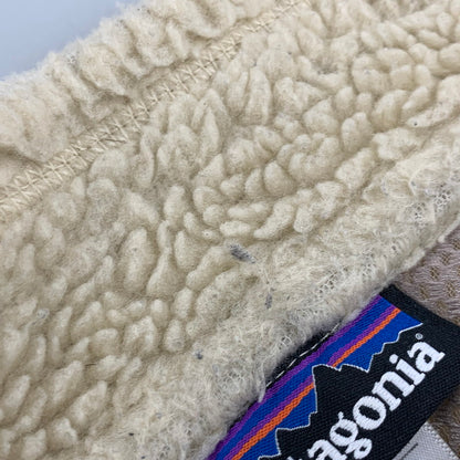 【中古品】【メンズ】 patagonia パタゴニア CLASSIC RETRO-X VEST 23047FA13 クラシック レトロX ベスト 144-260607-as-17-izu サイズ：M カラー：オフホワイト系 万代Net店