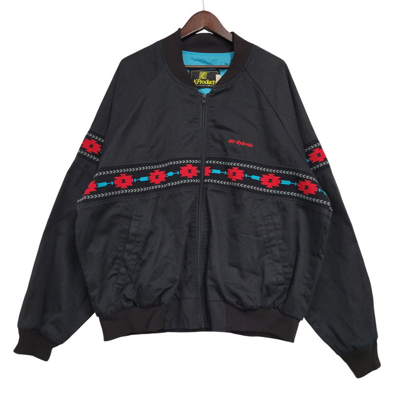 【中古品】【メンズ】 K-PRODUCTS Kプロダクツ NATIVE PATTERN SWING TOP ネイティブパターン スウィングトップ USA製 ジャケット 146-260614-as-11-izu サイズ：XL カラー：ブラック 万代Net店