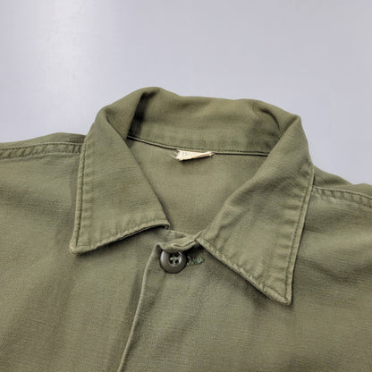 【中古品】【メンズ】 U.S.ARMY アメリカ陸軍 8405-781-8947 MILITARY SHIRT ミリタリー シャツ トップス 146-260620-kh-04-izu サイズ：15 1/2×33 カラー：カーキ 万代Net店