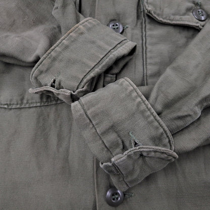 【中古品】【メンズ】 U.S.ARMY アメリカ陸軍 8405-781-8947 MILITARY SHIRT ミリタリー シャツ トップス 146-260620-kh-04-izu サイズ：15 1/2×33 カラー：カーキ 万代Net店