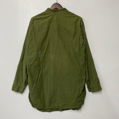 【中古品】【メンズ】 USED SWEDISH ARMY スウェディッシュアーミー スウェーデン軍 M-55 PULLOVER SHIRT プルオーバーシャツ 長袖 146-260618-as-08-izu カラー：グリーン系 万代Net店