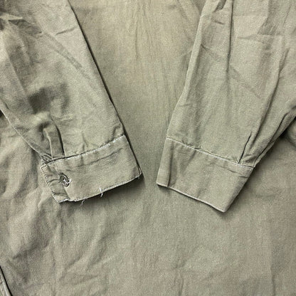 【中古品】【メンズ】 USED SWEDISH ARMY スウェディッシュアーミー スウェーデン軍 M-55 PULLOVER SHIRT プルオーバーシャツ 長袖 146-260618-as-08-izu カラー：グリーン系 万代Net店