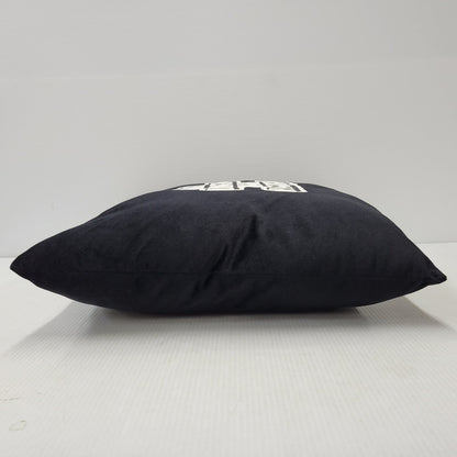 【中古品】【メンズ/レディース】 BLACKEYEPATCH ブラックアイパッチ OG LABEL VELOUR CUSHION OG ラベル ベロア クッション 208-260726-kh-10-izu カラー：ブラック 万代Net店