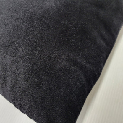【中古品】【メンズ/レディース】 BLACKEYEPATCH ブラックアイパッチ OG LABEL VELOUR CUSHION OG ラベル ベロア クッション 208-260726-kh-10-izu カラー：ブラック 万代Net店