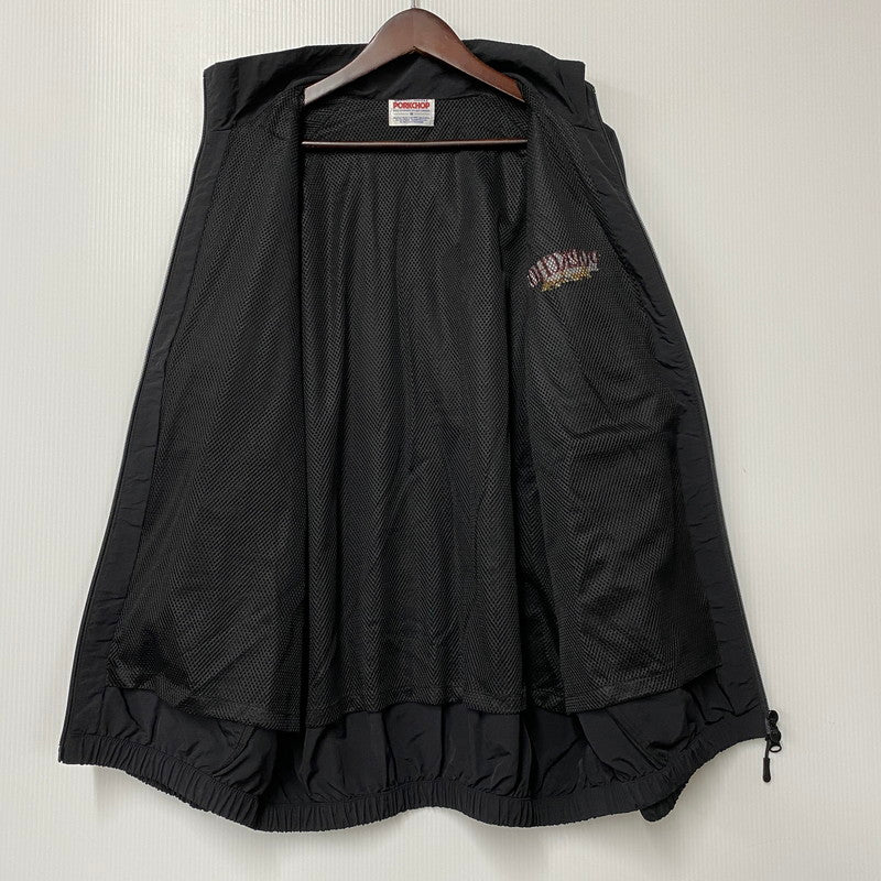 【中古品】【メンズ】 PORKCHOP GARAGE SUPPLY ポークチョップ ガレージサプライ PORK BACK COACH JACKET コーチ ジャケット アウター 145-260610-kh-10-izu サイズ：M カラー：ブラック 万代Net店