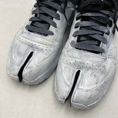 【中古品】【メンズ】 MAISON MARGIELA × REEBOK メゾン マルジェラ×リーボック H04859 CLASSIC LEATHER TABI BIANCHETTO クラシック レザー タビ ビアンケット スニーカー シューズ 靴 183-260609-cs-03-izu サイズ：28.5cm カラー：ホワイト系×ブラック 万代Net店