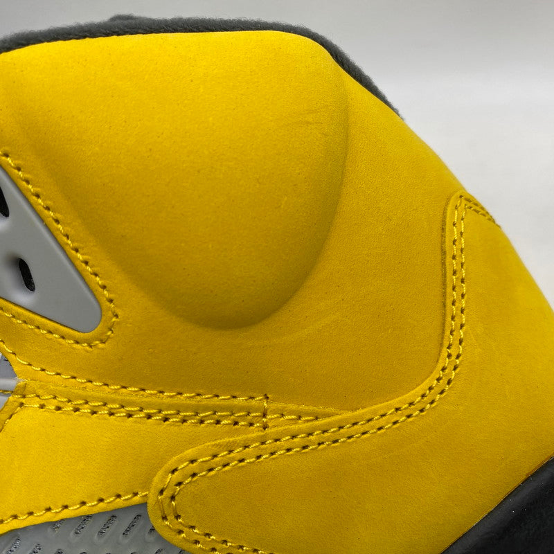 【中古美品】【メンズ】 NIKE ナイキ IO3372-700 AIR JORDAN 5 RETRO TOKYO 23 (2025) レトロ トーキョー 23 スニーカー 靴 160-260611-kh-09-izu サイズ：27 カラー：ARSITY MAIZE/BLACK-WOLF GREY-ANTHRACITE 万代Net店