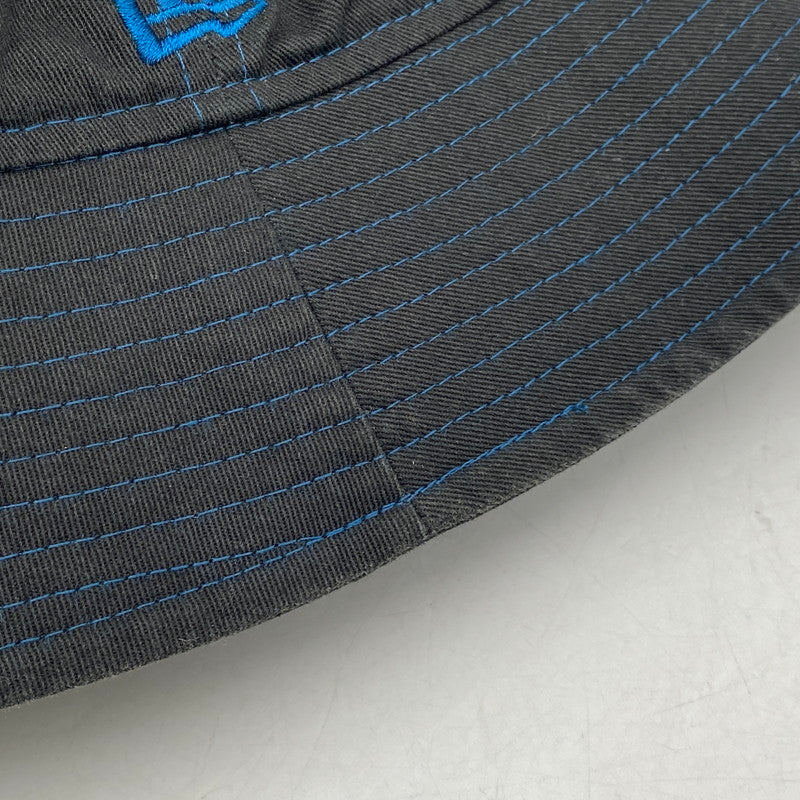 【中古品】【メンズ/レディース】 FACETASM ファセッタズム × NEW ERA ニューエラ BUCKET HAT バケット ハット 帽子 185-260611-kh-12-izu サイズ：L/XL カラー：ブラック 万代Net店