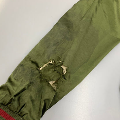 【現状渡し品】【メンズ】 ガールズ＆パンツァー プラウダ高校 リバーシブル スカジャン アウター 147-260611-cs-02-izu サイズ：XL カラー：カーキ×ベージュ/カーキ 万代Net店