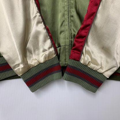 【現状渡し品】【メンズ】 ガールズ＆パンツァー プラウダ高校 リバーシブル スカジャン アウター 147-260611-cs-02-izu サイズ：XL カラー：カーキ×ベージュ/カーキ 万代Net店