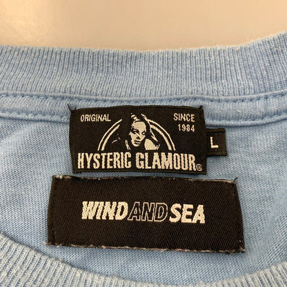 【中古品】【メンズ】 HYSTERIC GLAMOUR ヒステリックグラマー × WIND AND SEA ウィンダンシー 02203CL14 20AW GRAPHIC L S TEE グラフィック ロングスリーブ Tシャツ トップス 長袖 140-260612-ya-04-izu サイズ：L カラー：ライトブルー 万代Net店