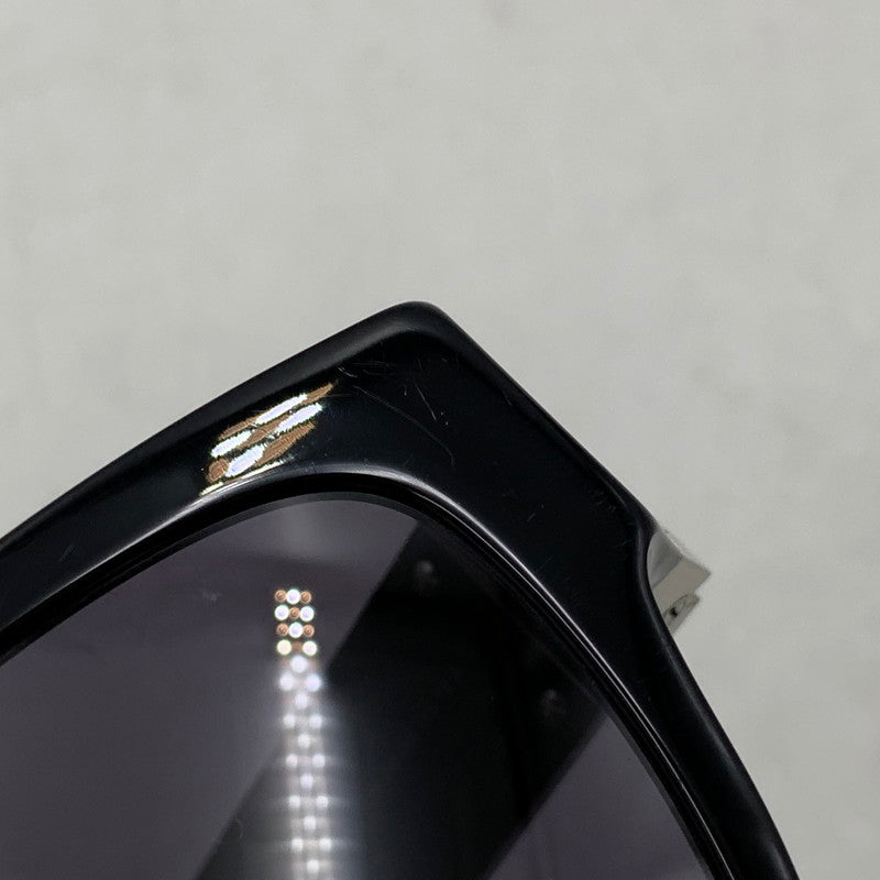 【中古品】【メンズ/レディース】 GIVENCHY ジバンシィ GV40006 SQUARE SUNGLASSES スクエア サングラス 182-260614-kh-08-izu サイズ：58□16-135 カラー：ブラック 万代Net店