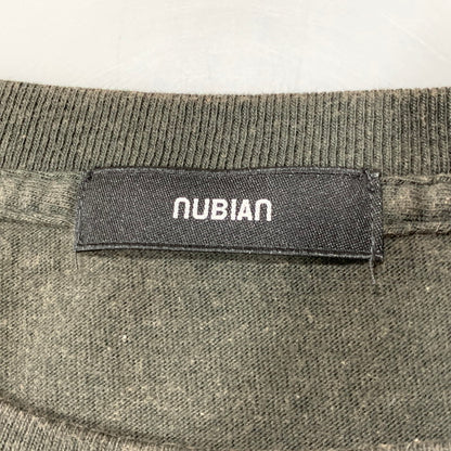 【中古品】【メンズ】 NUBIAN×JUN INAGAWA ヌビアン×ジュンイナガワ GRAPHIC SS TEE グラフィック ショートスリーブ ティー トップス 半袖 142-260627-cs-06-izu サイズ：XXL カラー：チャコール 万代Net店