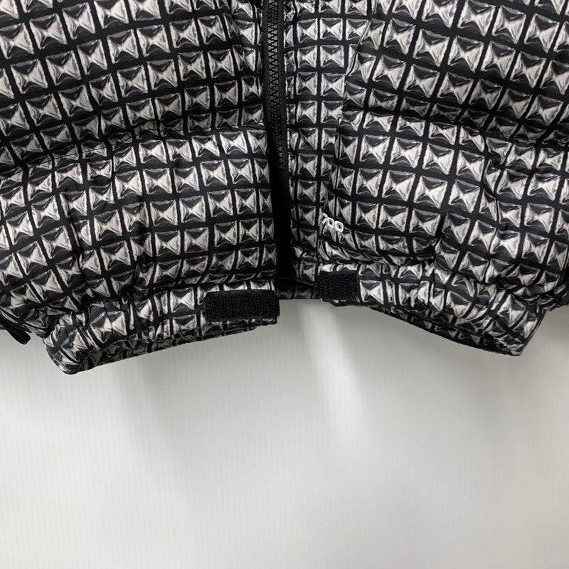 【中古品】【メンズ】 Supreme シュプリーム × THE NORTH FACE ザ・ノースフェイス STUDDED NUPTSE JACKET ND42100I スタッズ ヌプシ ジャケット ダウン 149-260614-as-24-izu サイズ：M カラー：ブラック 万代Net店