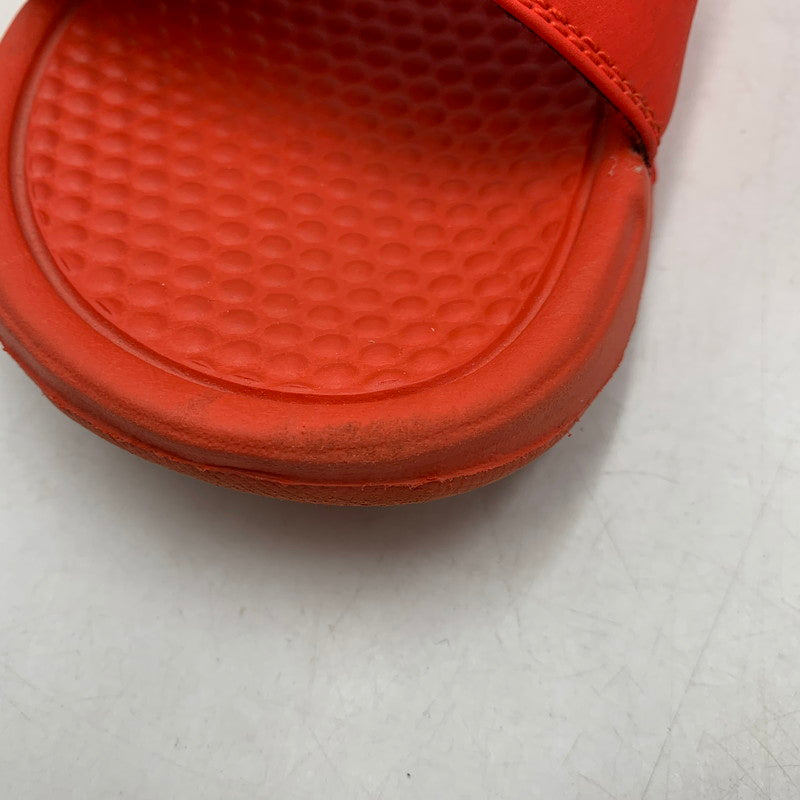 【中古品】【メンズ】 NIKE ナイキ × STUSSY ステューシー BENASSI CW2787-600 ベナッシ サンダル シューズ 靴 160-260628-as-05-izu サイズ：28cm カラー：HABANERO RED/WHITE 万代Net店